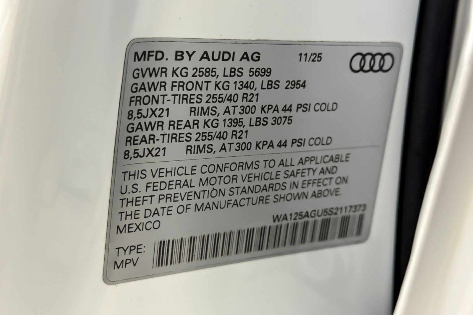 New 2025 Audi SQ5 Premium Plus image 25