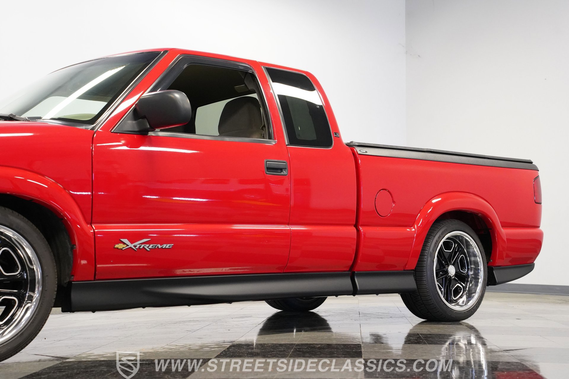 Used 2000 Chevrolet S10 Pickup Xtreme w/ Preferred Equipment Group RWD image 23