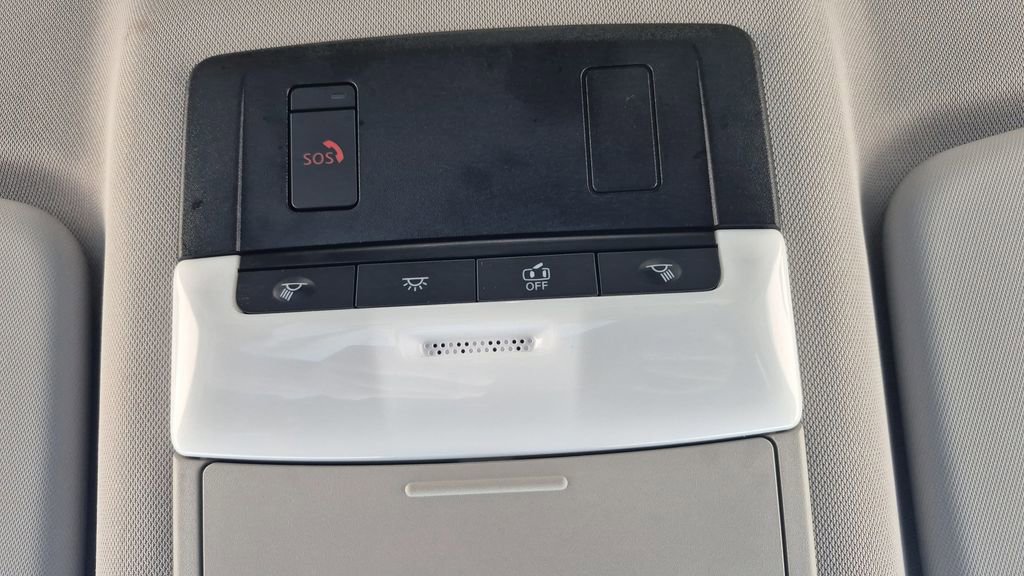 Used 2024 Nissan Rogue SV image 27