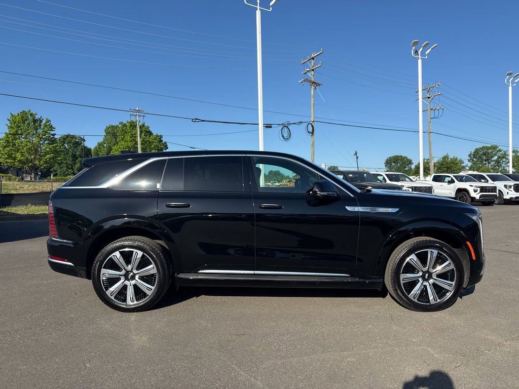 Used 2025 Cadillac Escalade IQ Luxury 2 w/ LPO, Premium Carpet Package AWD/4WD image 6