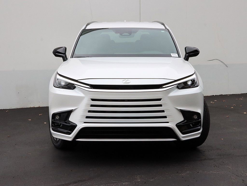 New 2026 Lexus TX 500h AWD image 5