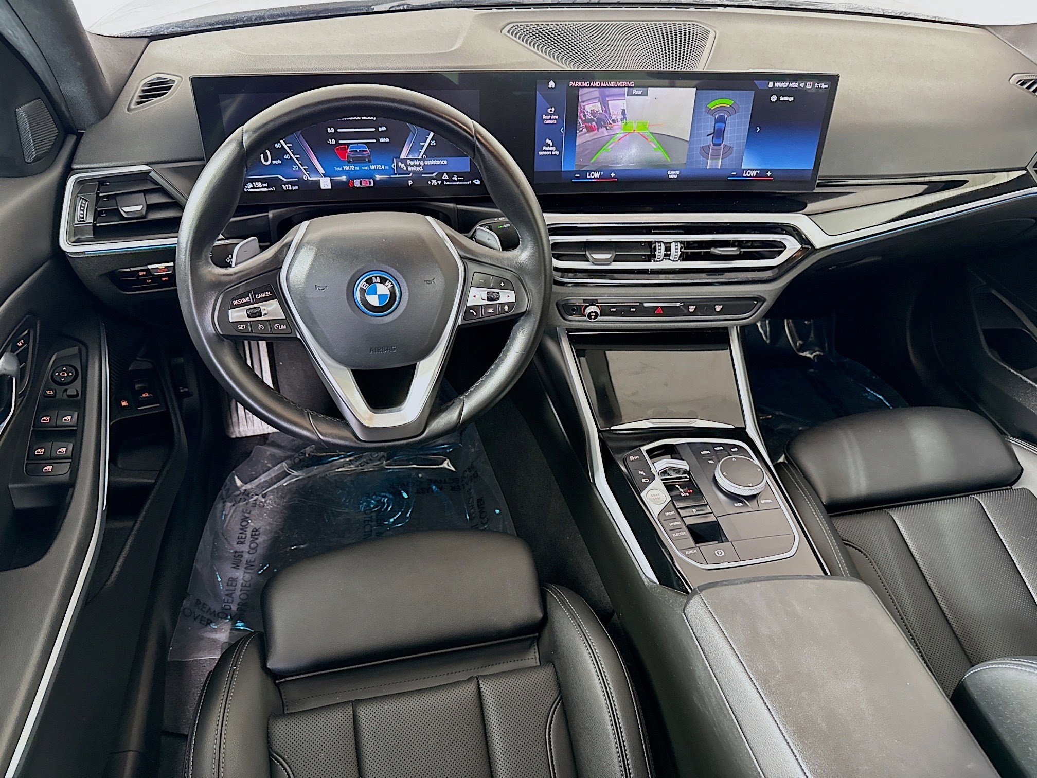 Used 2024 BMW 330e image 17