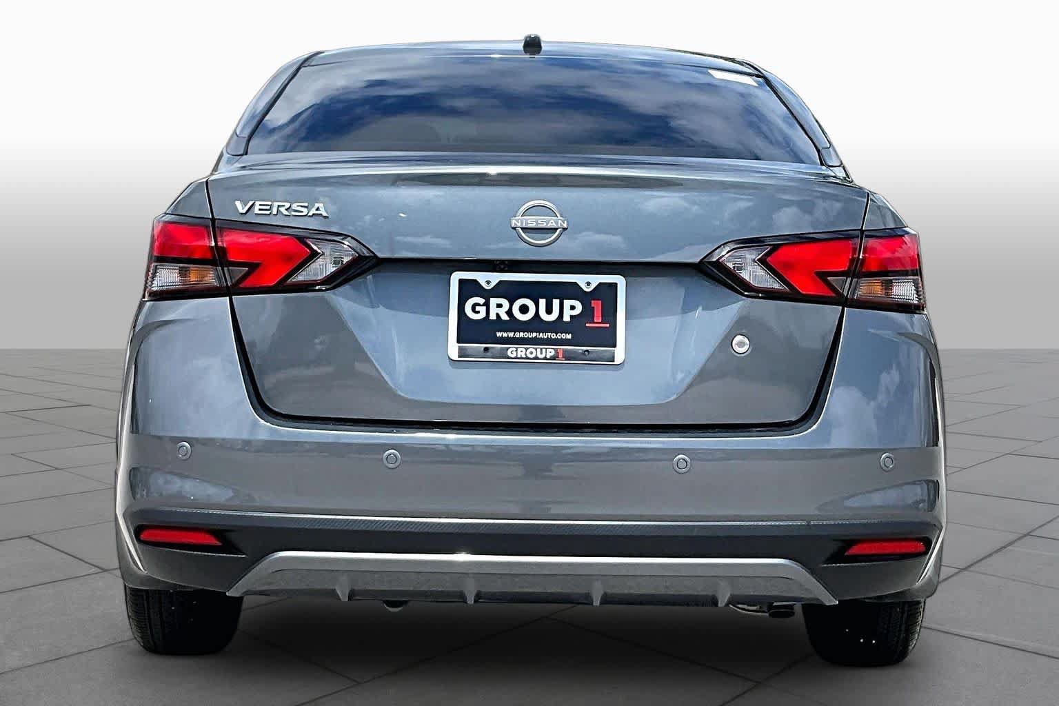 Used 2025 Nissan Versa S w/ Trunk Package FWD image 5