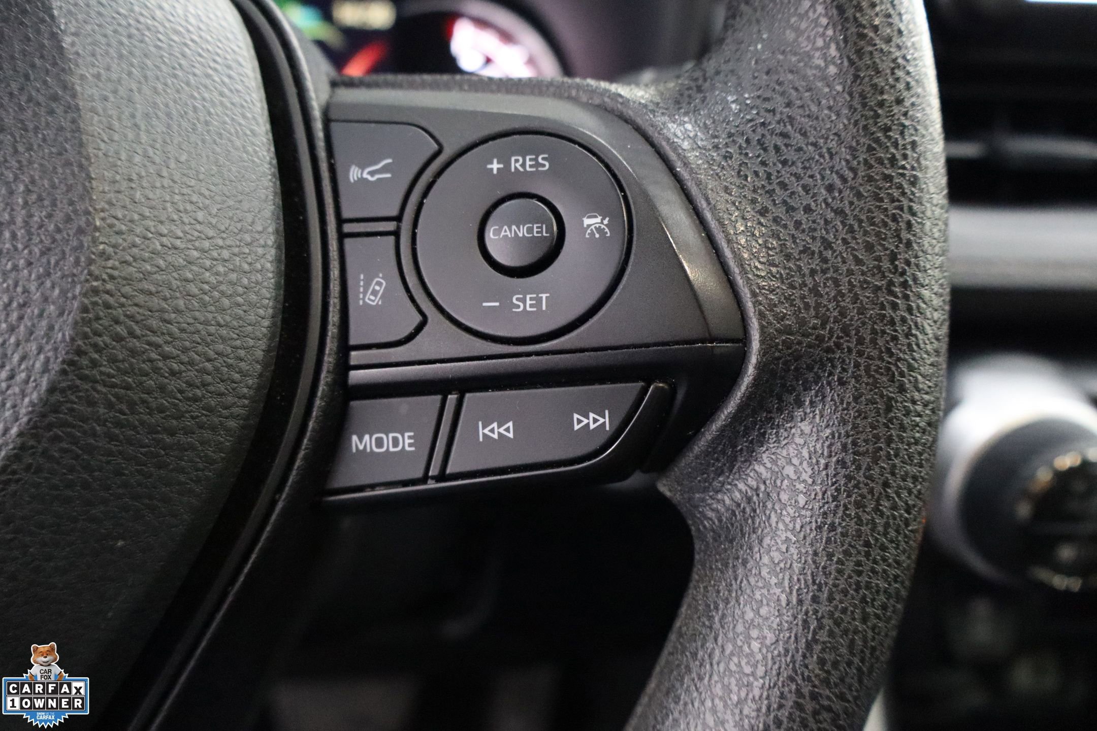 Used 2024 Toyota RAV4 XLE image 17