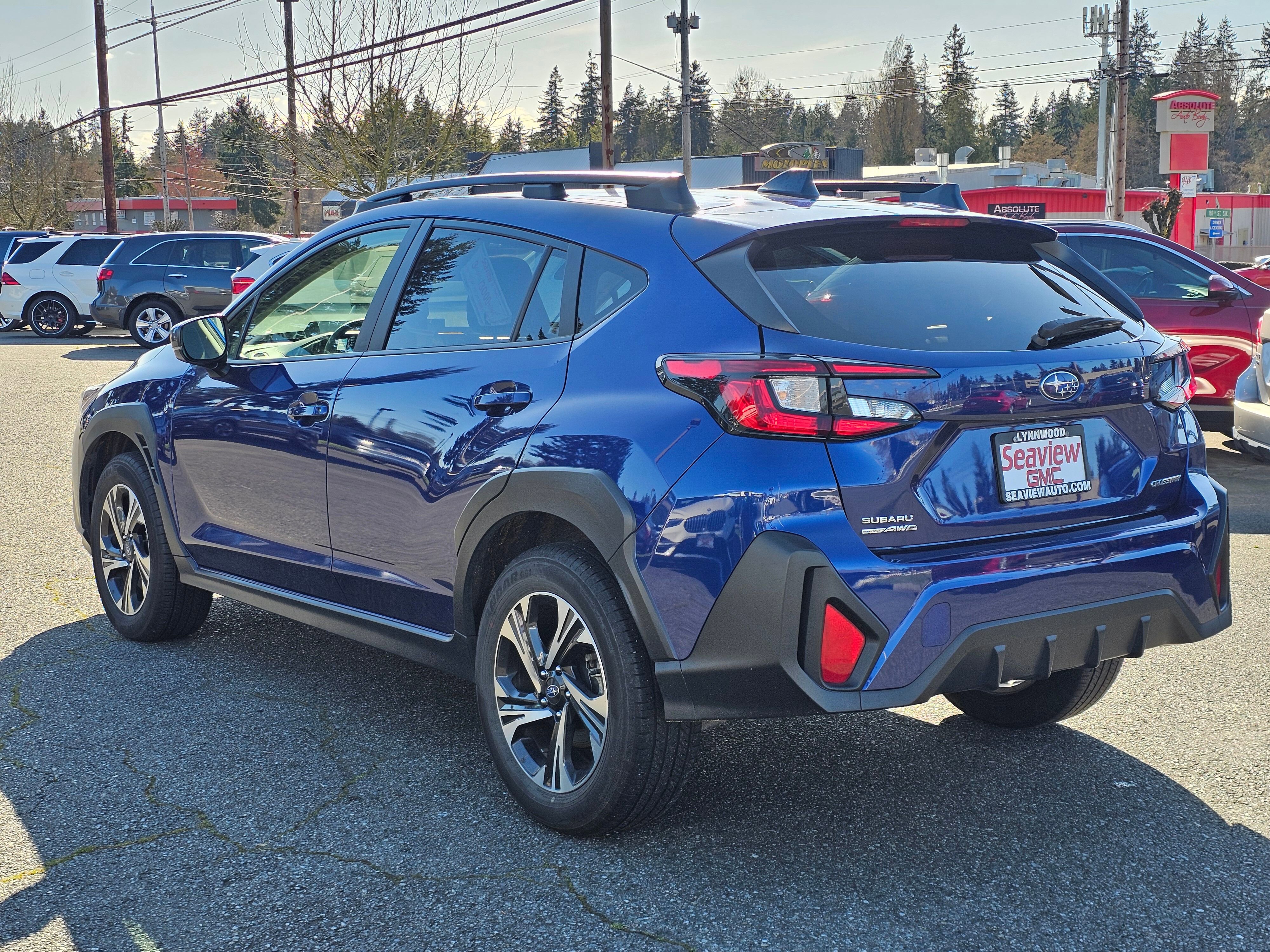Used 2024 Subaru Crosstrek 2.0i Premium AWD/4WD image 5
