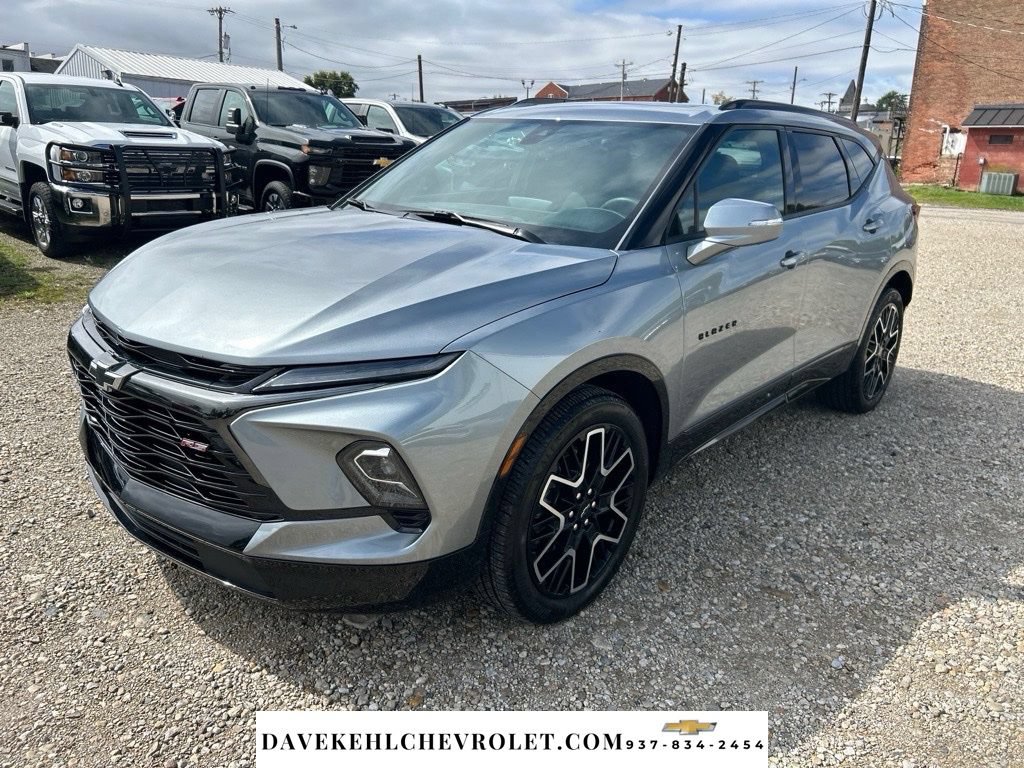 Used 2025 Chevrolet Blazer RS w/ Driver Confidence II Package AWD/4WD image 1