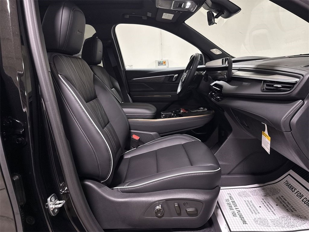 New 2026 Buick Enclave Avenir image 23