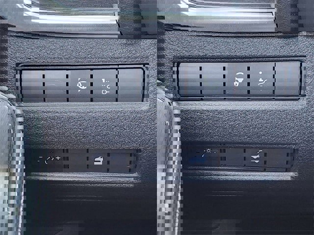 Used 2021 Nissan Rogue Platinum image 17