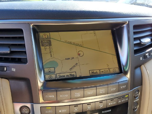 Used 2011 Lexus LX 570 4WD image 23