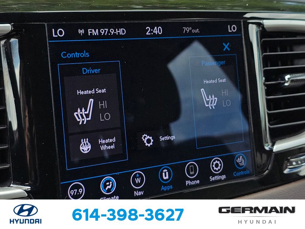 Used 2020 Chrysler Pacifica Touring-L Plus FWD image 30