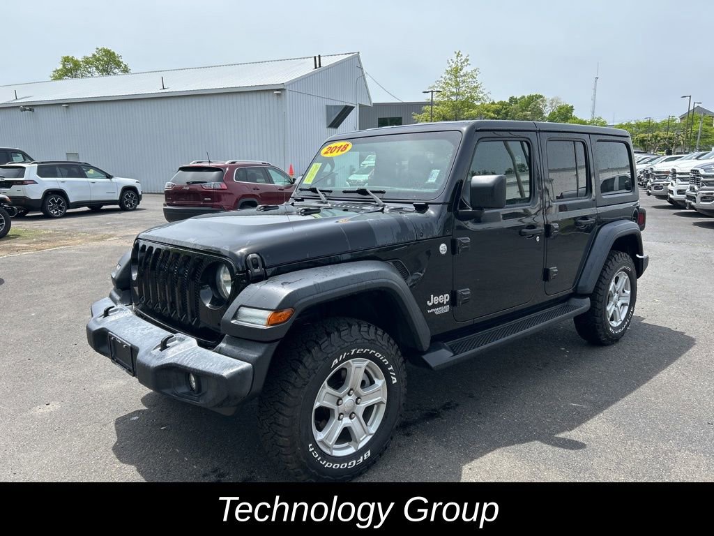 Used 2018 Jeep Wrangler Unlimited Sport S AWD/4WD image 9