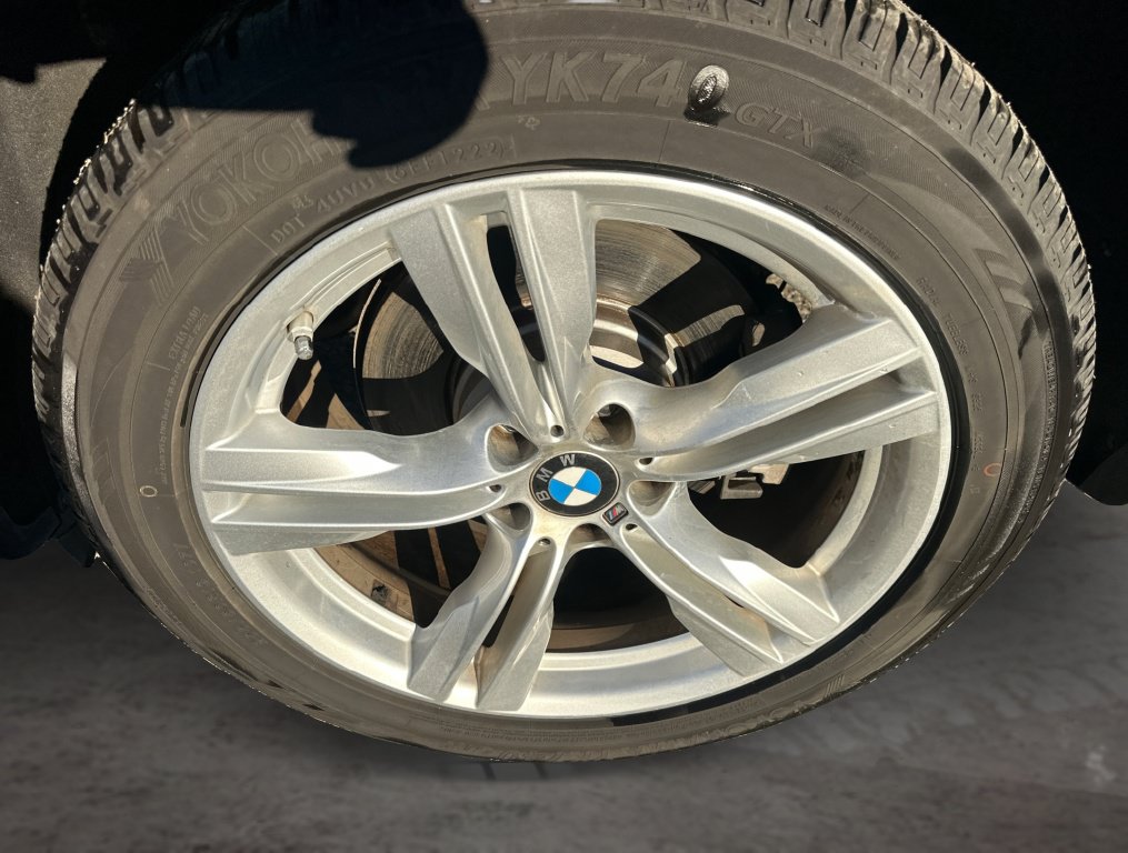 Used 2016 BMW X5 xDrive50i w/ Dynamic Handling Package AWD/4WD image 19