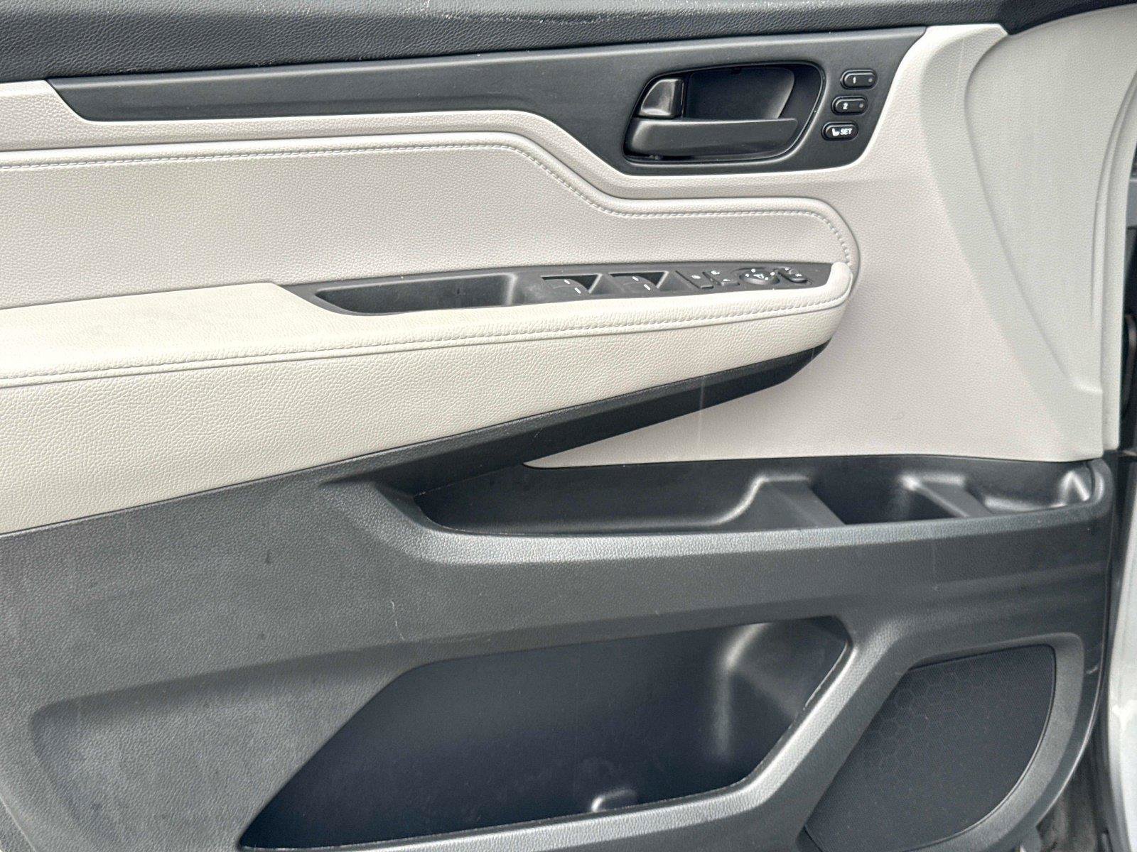 Certified 2023 Honda Odyssey EX-L image 19