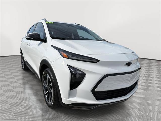Used 2023 Chevrolet Bolt EUV Premier FWD image 7