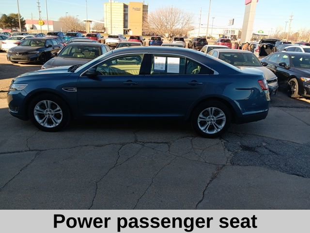 Used 2019 Ford Taurus SE image 8