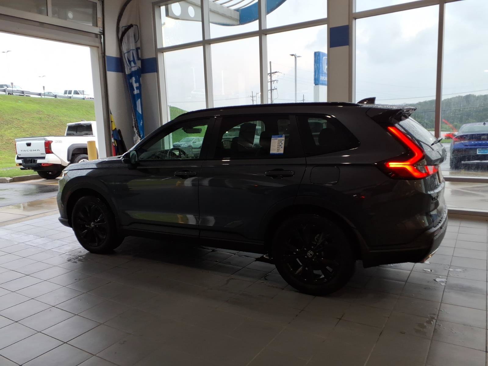 Certified 2026 Honda CR-V Sport Touring image 9