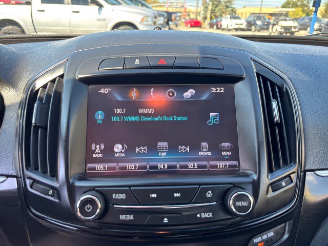 Used 2016 Buick Regal image 14