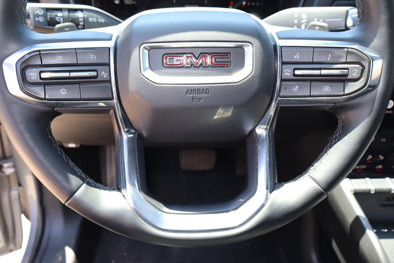 Used 2026 GMC Terrain Elevation FWD image 11