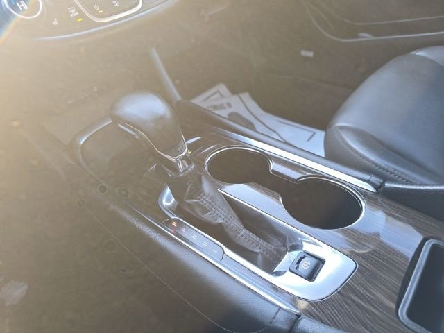 Used 2024 Chevrolet Malibu LT image 14