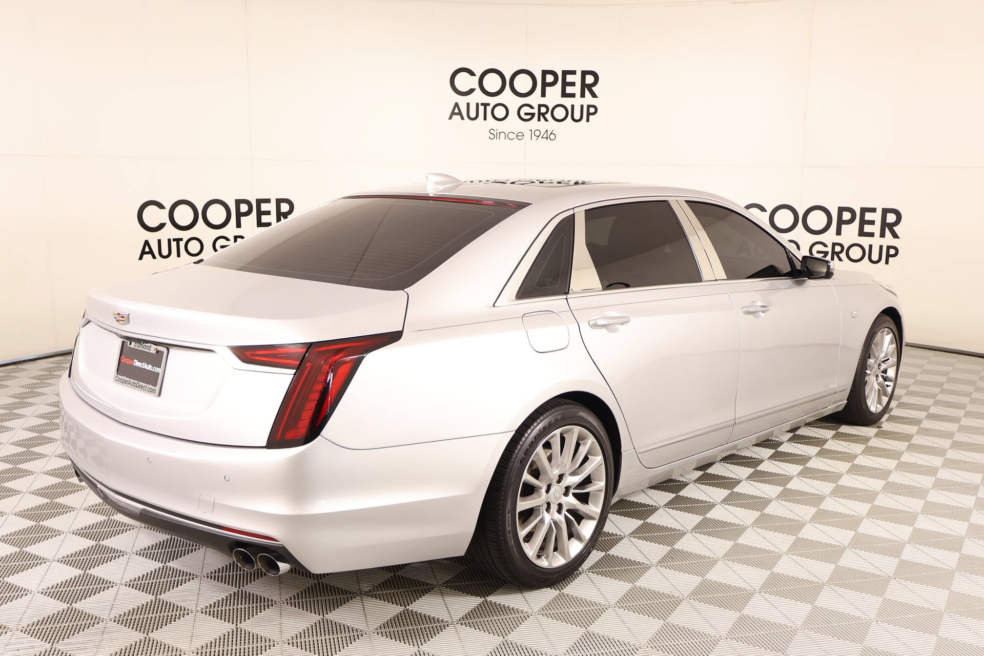 Used 2019 Cadillac CT6 Luxury w/ Driver Awareness Package RWD image 22