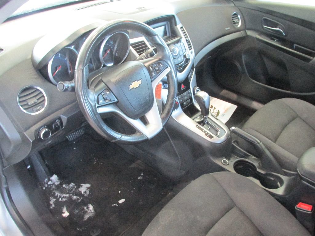 Used 2013 Chevrolet Cruze LT image 5