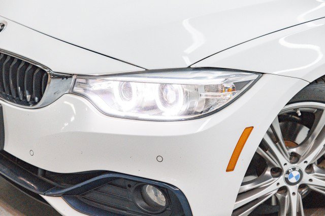 Used 2017 BMW 430i Convertible image 2