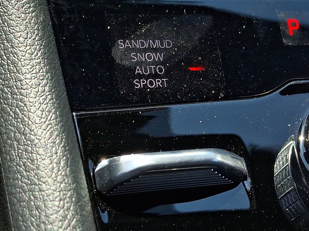 New 2026 Jeep Grand Cherokee Altitude AWD/4WD image 18
