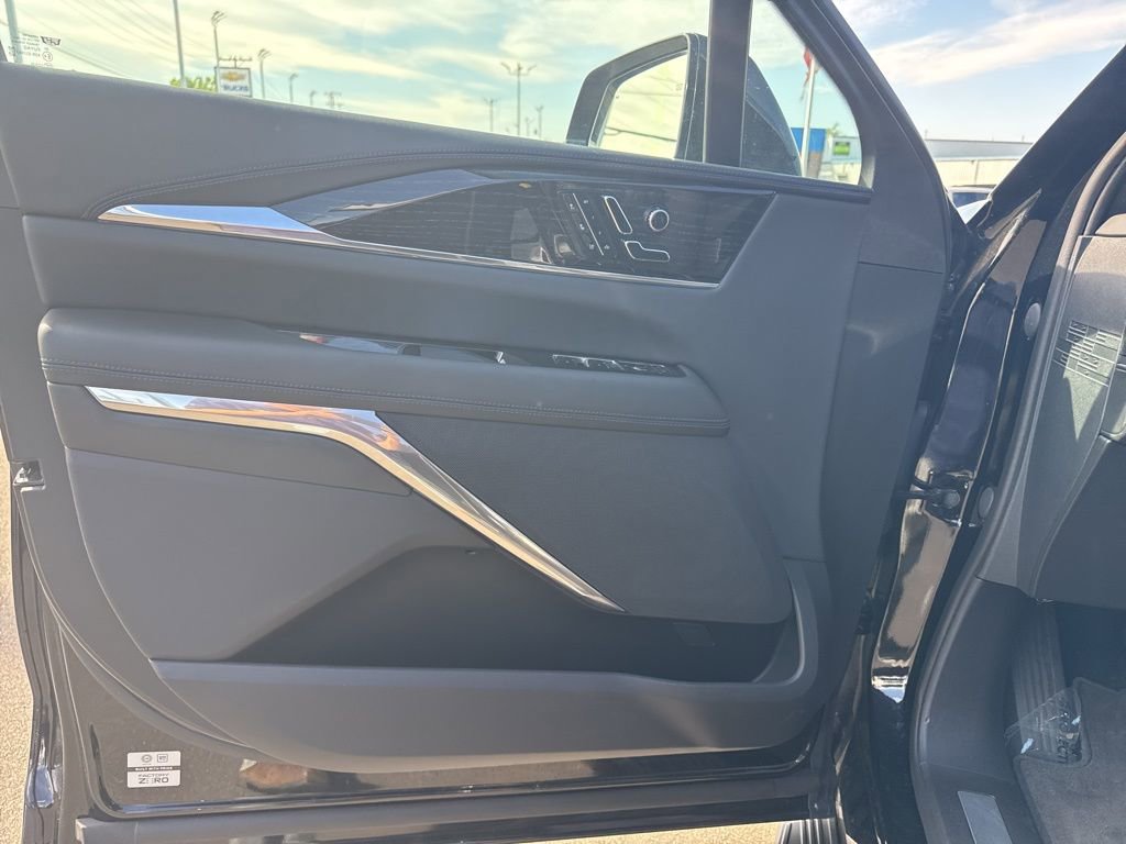 Used 2025 Cadillac Escalade IQ Luxury 1 AWD/4WD image 27