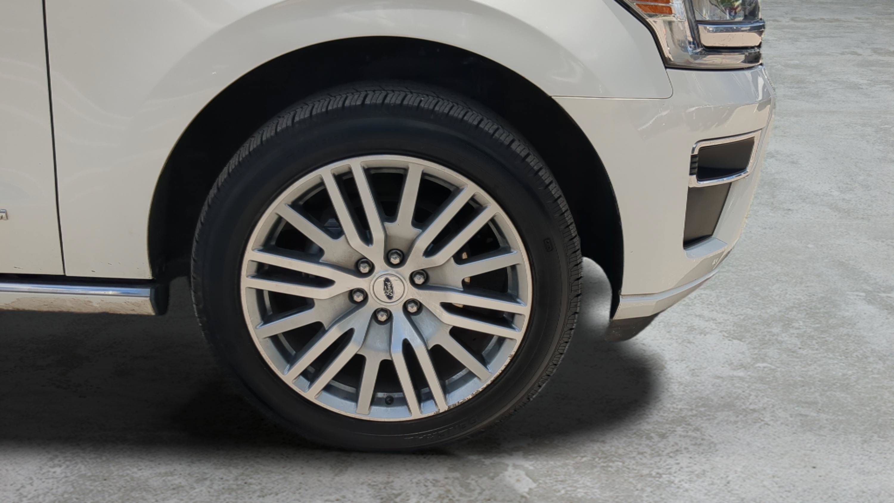 Used 2023 Ford Expedition Max Platinum AWD/4WD image 25