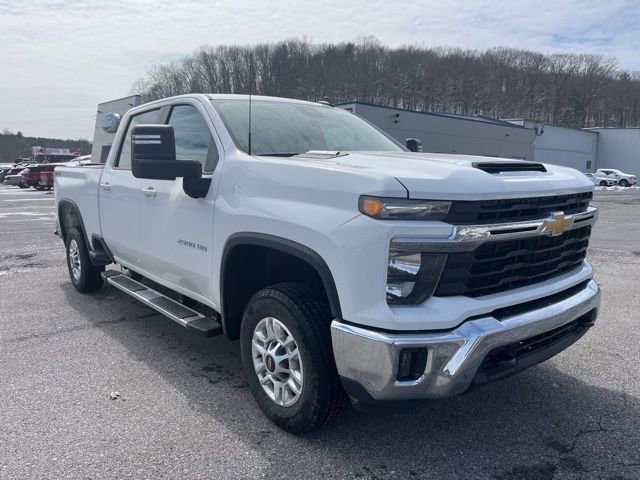 Used 2025 Chevrolet Silverado 2500 LT w/ Convenience Package image 3