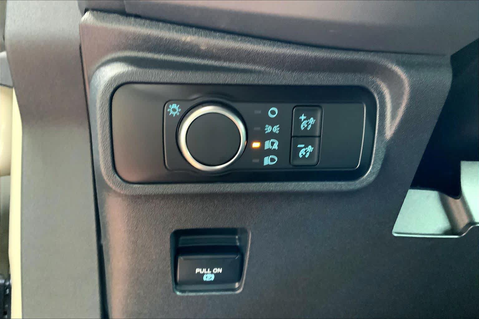 New 2025 Ford Bronco 2-Door AWD/4WD image 17