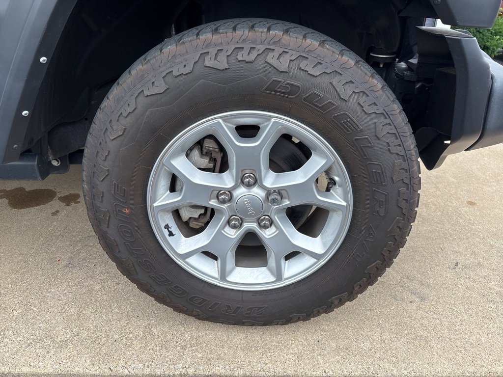 Used 2021 Jeep Wrangler Unlimited Islander image 4