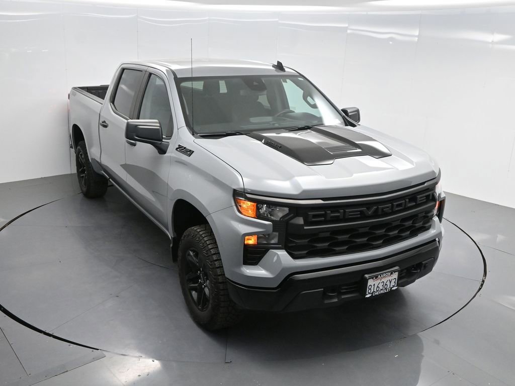 Used 2024 Chevrolet Silverado 1500 Custom Trail Boss w/ Dark Appearance Package image 62