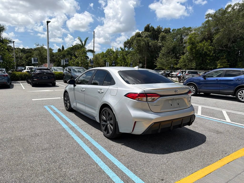 Used 2025 Toyota Corolla SE FWD image 11