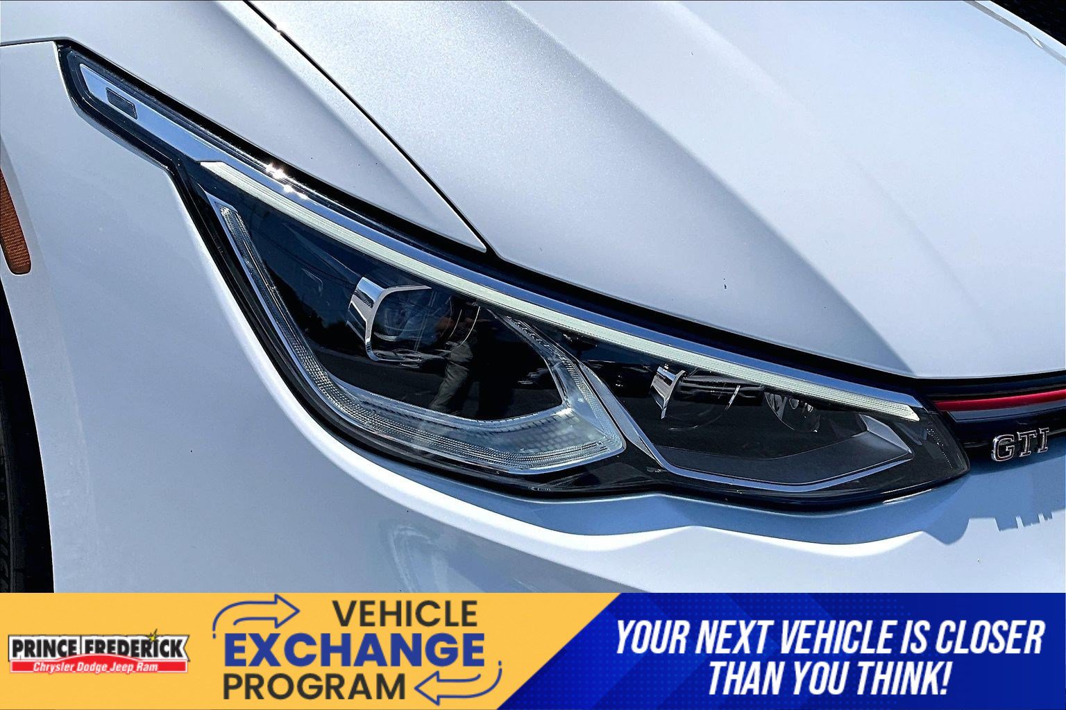 Used 2024 Volkswagen GTI SE FWD image 24