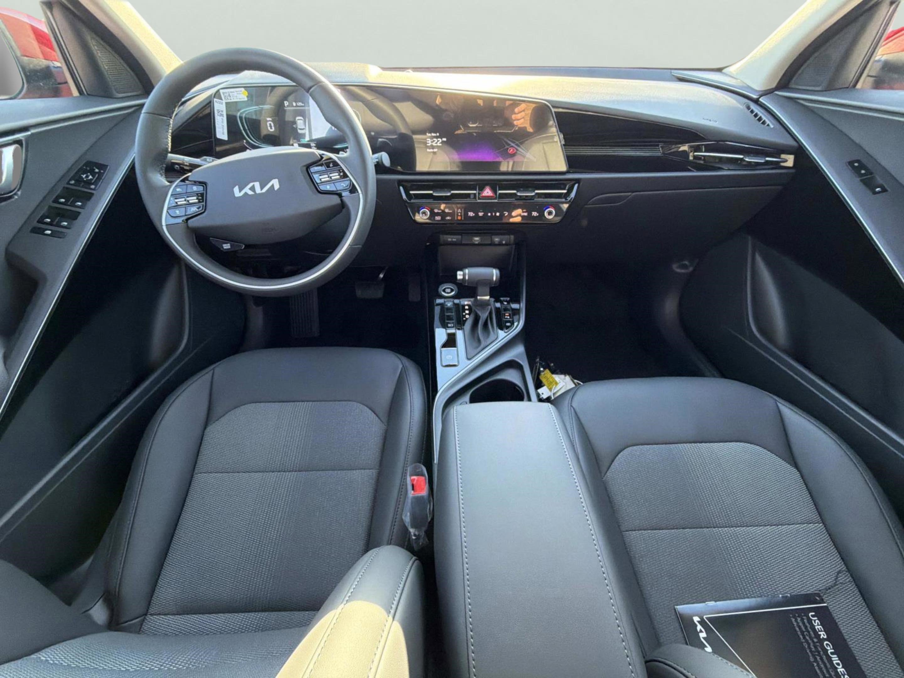 New 2026 Kia Niro EX FWD image 13