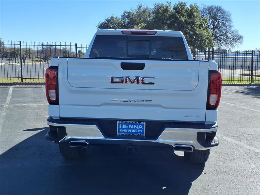 Certified 2024 GMC Sierra 1500 SLE image 7