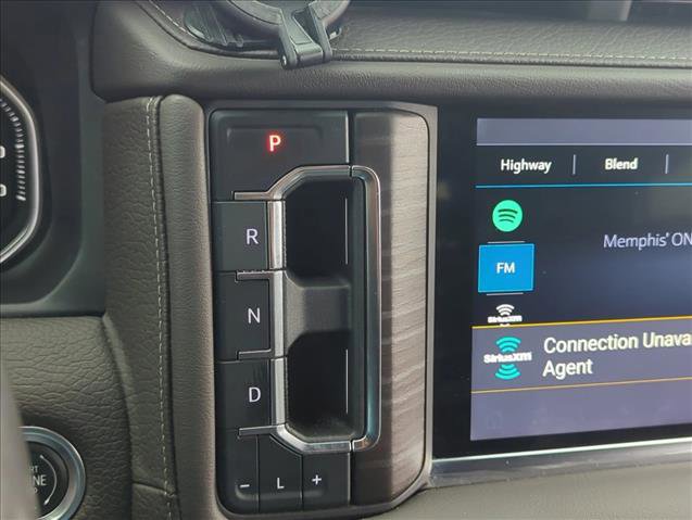 Used 2021 GMC Yukon XL Denali w/ Denali Premium Package image 12