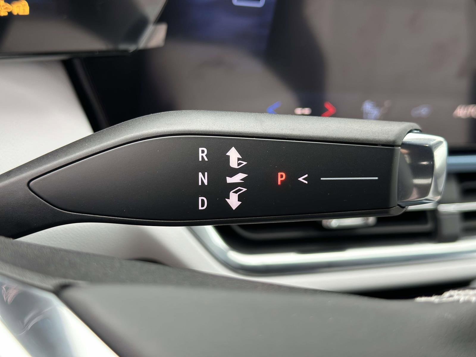 New 2026 Chevrolet Equinox EV LT image 13