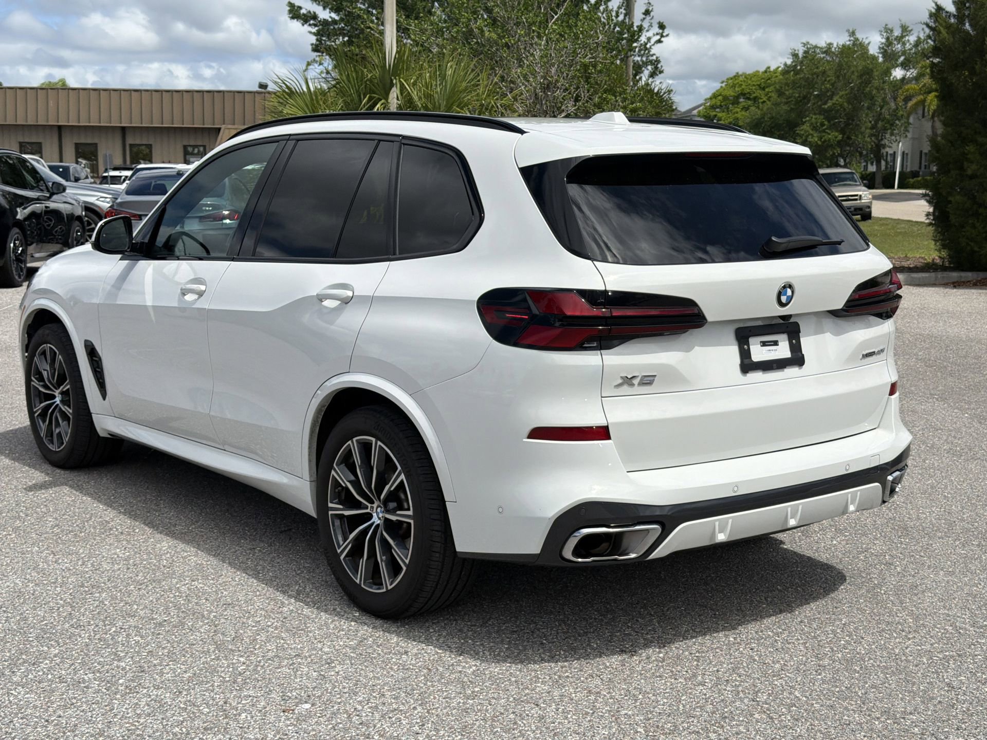 Certified 2025 BMW X5 xDrive40i image 6