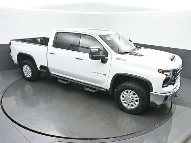 Used 2025 Chevrolet Silverado 2500 LTZ w/ LTZ Premium Package AWD/4WD image 41