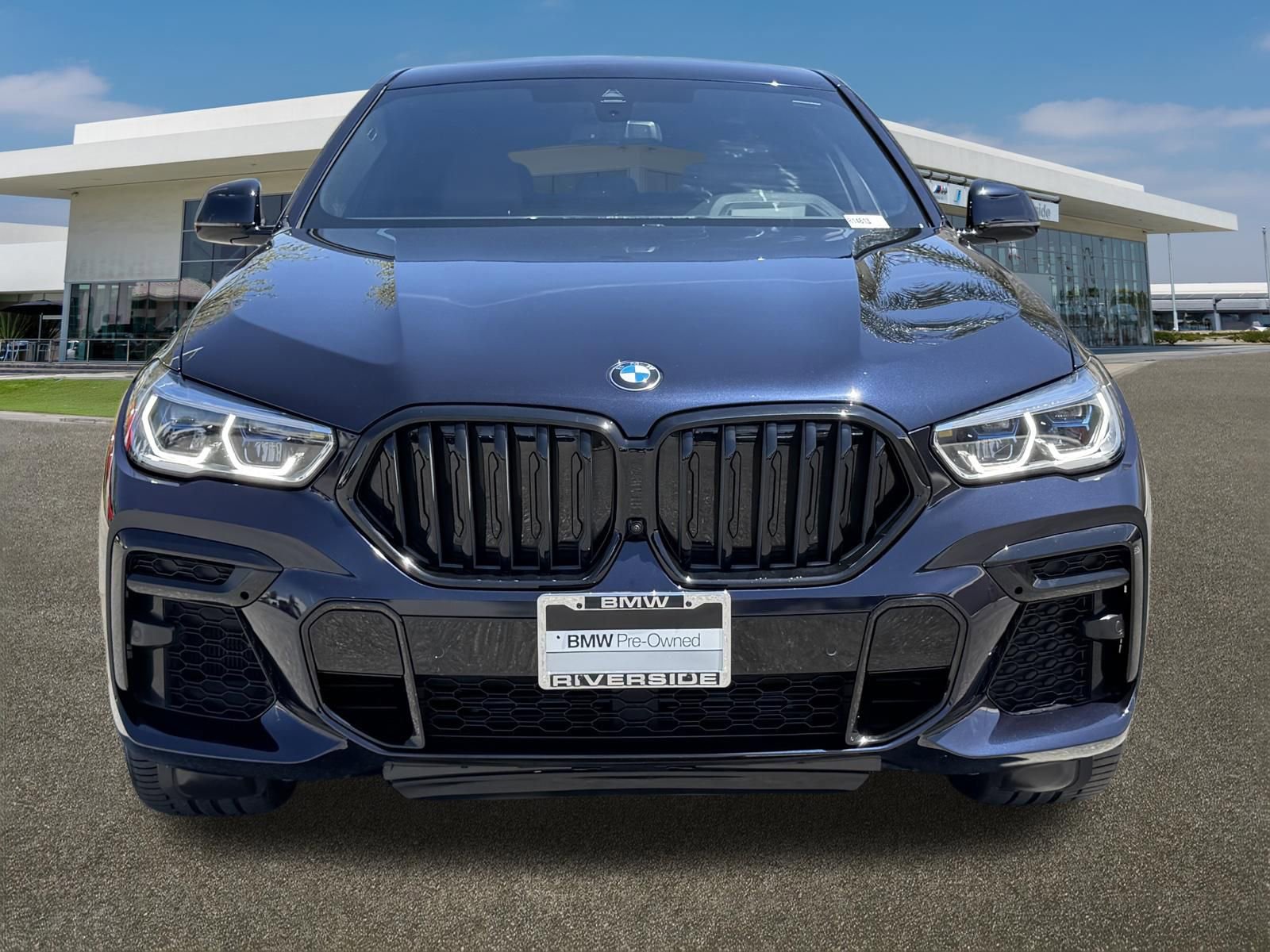 Certified 2023 BMW X6 M50i w/ Executive Package AWD/4WD image 3