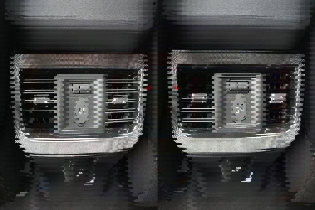 New 2026 Ford F450 Platinum w/ FX4 Off-Road Package image 22