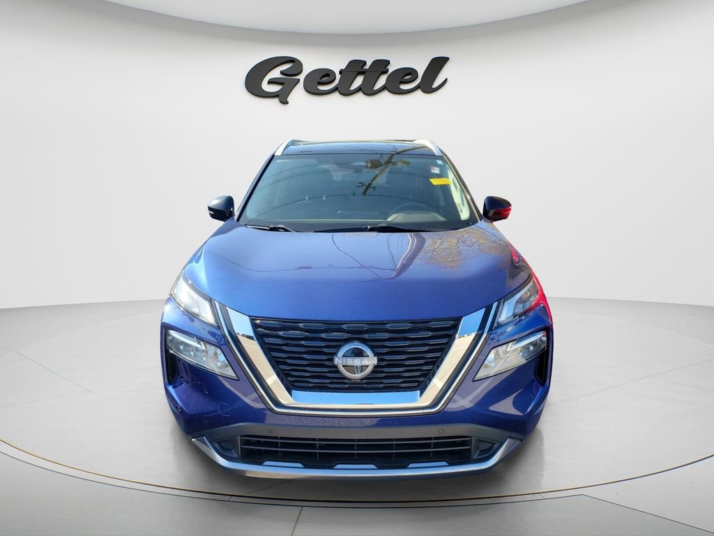 Used 2023 Nissan Rogue SL w/ SL Premium Package image 3