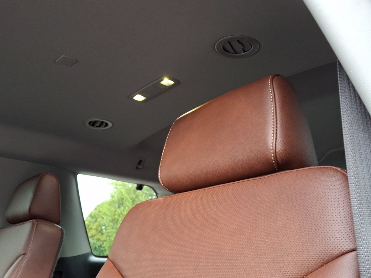 Certified 2019 Chevrolet Tahoe Premier w/ Premier Plus Edition AWD/4WD image 13