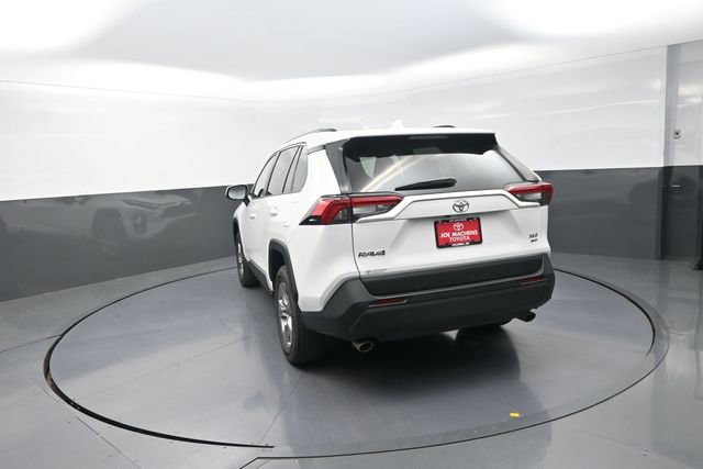 Used 2025 Toyota RAV4 XLE AWD/4WD image 50
