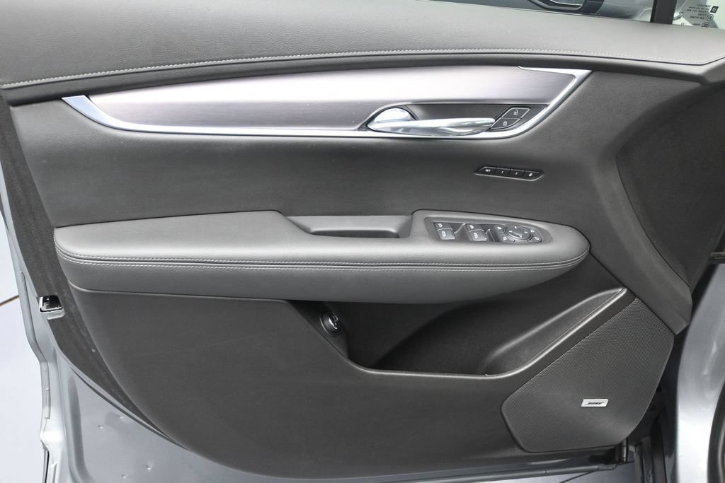 Certified 2024 Cadillac XT6 Luxury FWD image 9