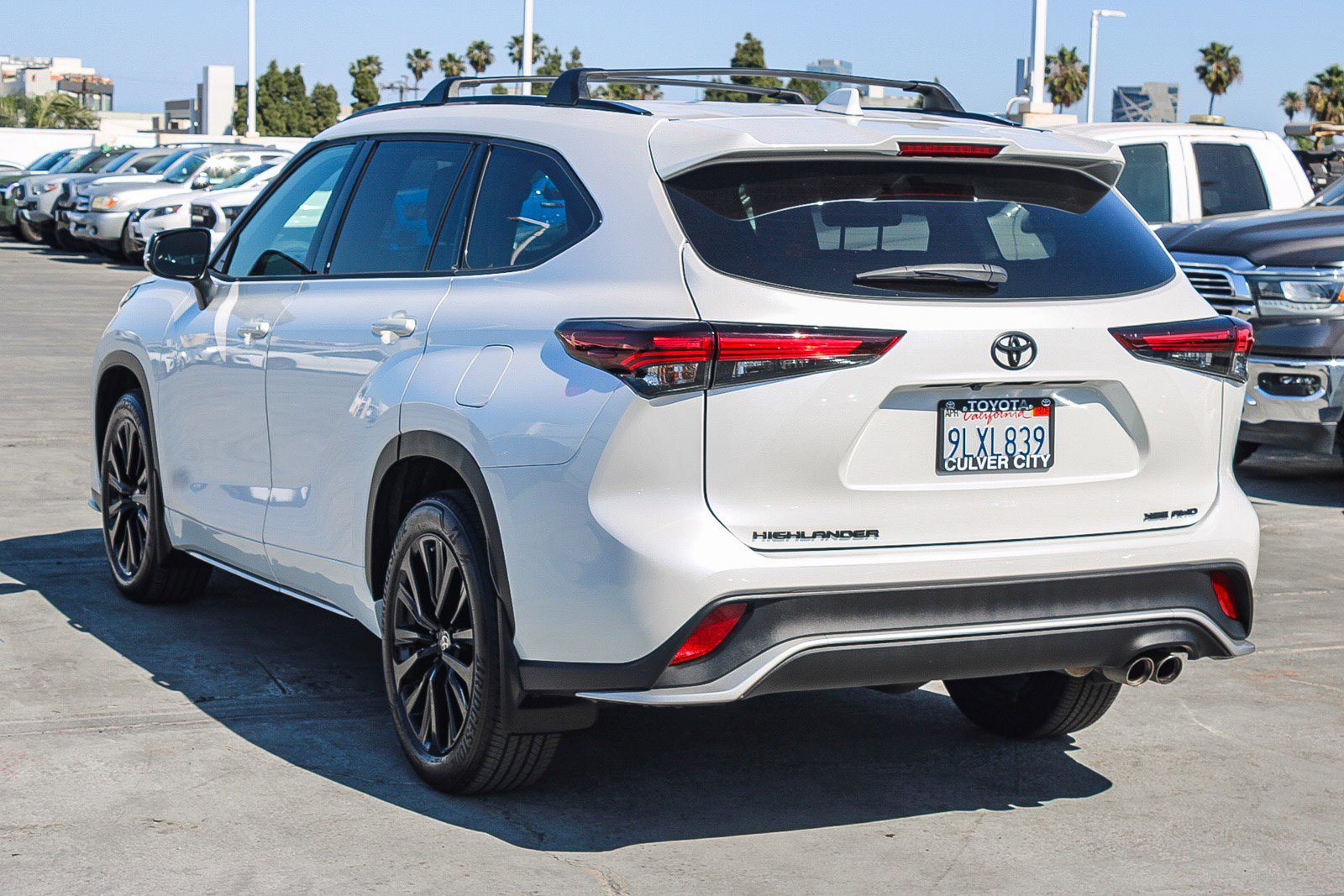 Certified 2024 Toyota Highlander XSE image 7