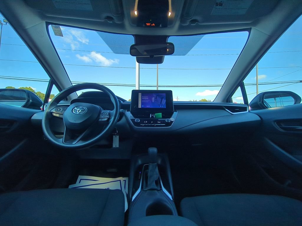 Used 2024 Toyota Corolla LE FWD image 25