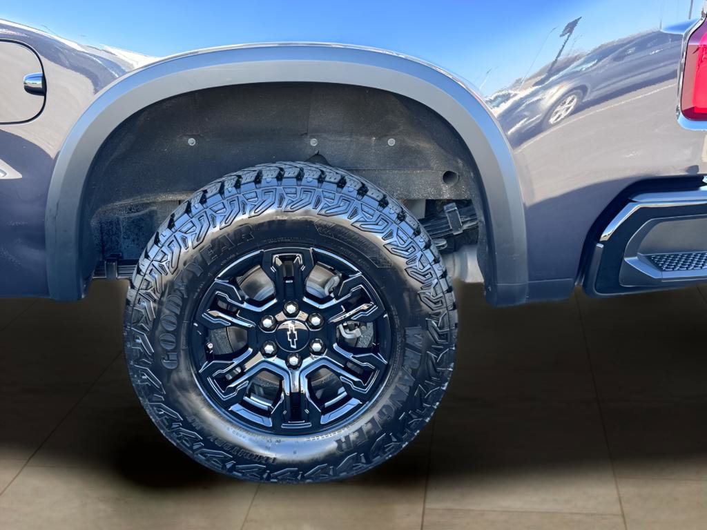 Used 2022 Chevrolet Silverado 1500 ZR2 w/ Technology Package image 40